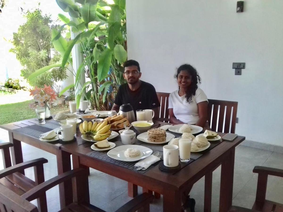 Villa Riverside Aluthgama Exterior foto
