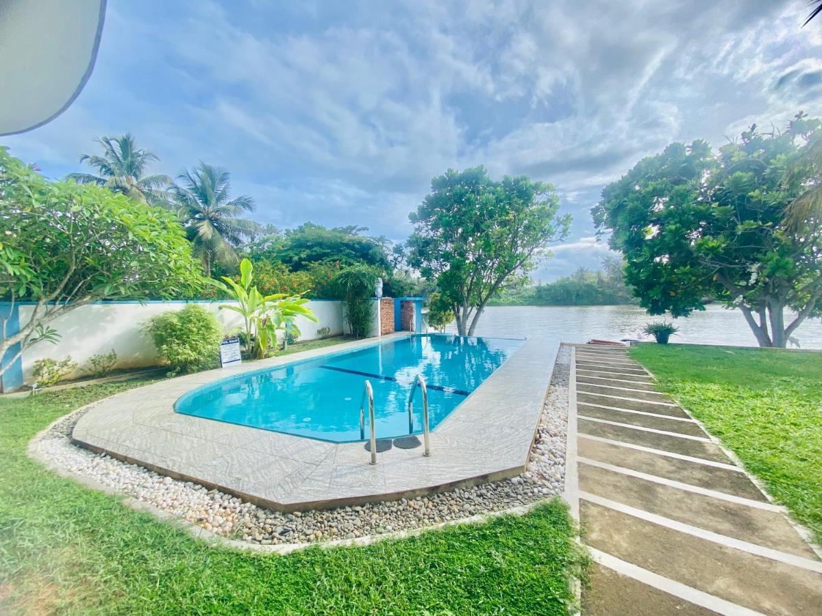 Villa Riverside Aluthgama Exterior foto