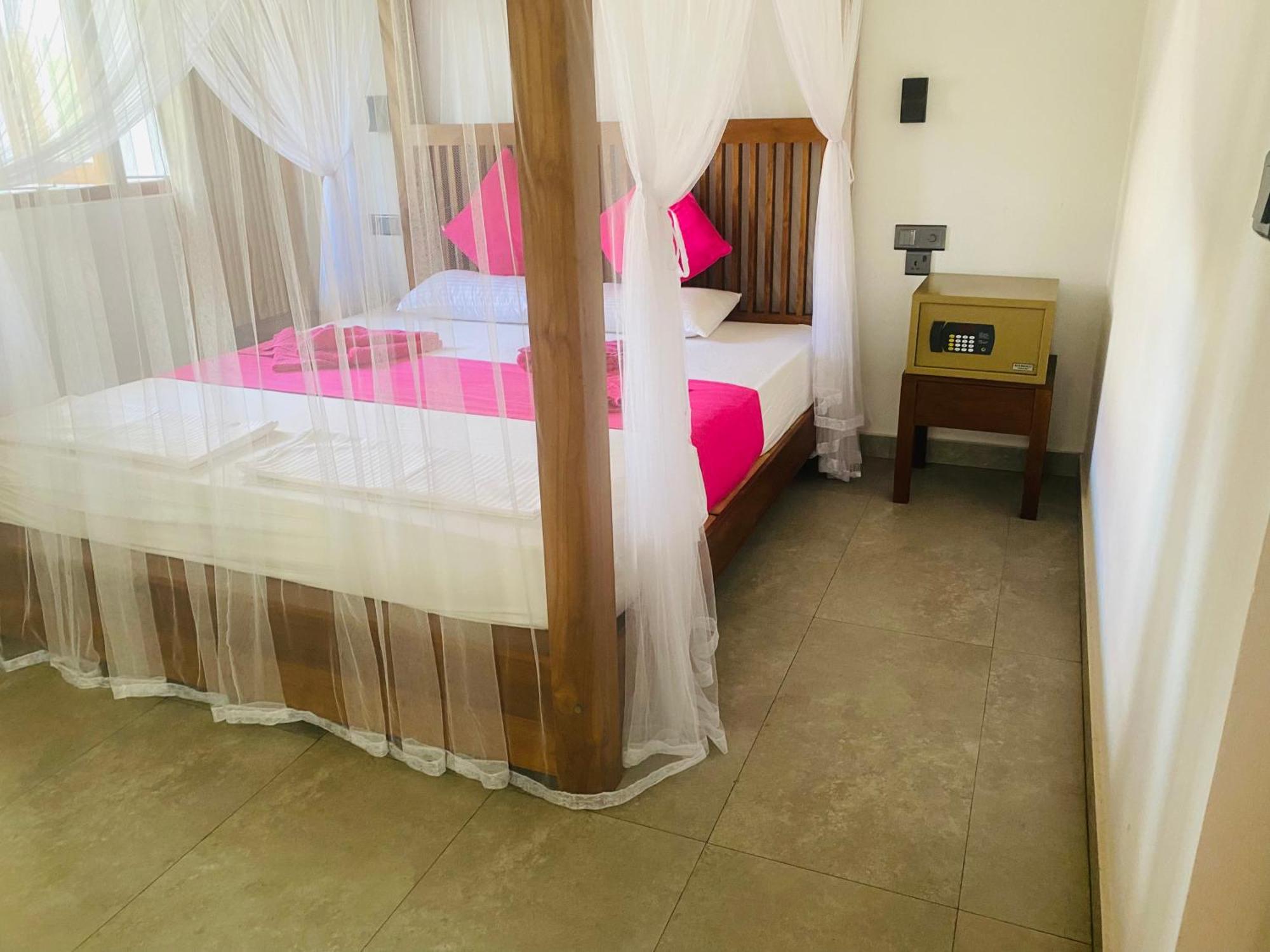 Villa Riverside Aluthgama Exterior foto